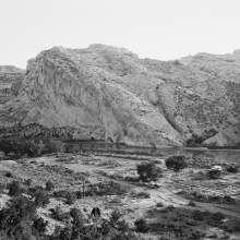 TK-85-BW-30-G Mountains and Green River, near visitor center, Dinosaur NM, Utah